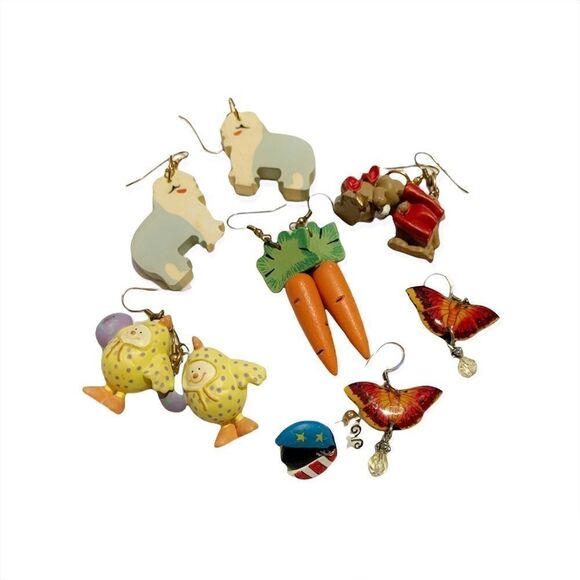 5 pair fun earrings-carrot-butterflies-easteregg-sheepdog-teddy bear-ladybug pin - Picture 8 of 9